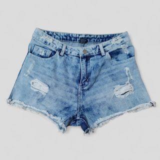 (Category: ) located in . Submitted by aitchemsi (Listing ID 1393504505, Image 1). Description: .