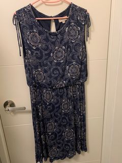 花卉印花連身裙64229976470274110