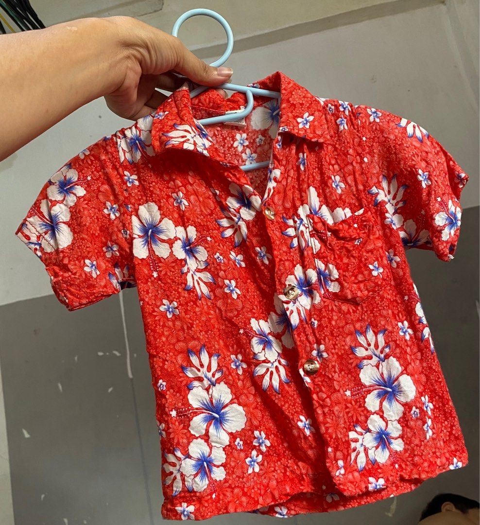 Floral Tops for baby (Category: Babies & Kids Fashion) located in Las Pinas. Submitted by vasthawk_eee147 (Listing ID 1393439921, Image 1). Description: No issues 10/10 color.