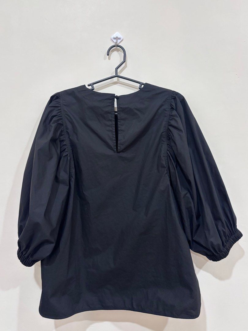 H&M Puff-leeved Black Blouse | S-M (Category: Blouses) located in Makati City. Submitted by solana36 (Listing ID 1393488204, Image 2). Description: No issue, used once See photos for the measurement RFS: Decluttering Last price! SF c/o buyer Location: East Rembo, Taguig.