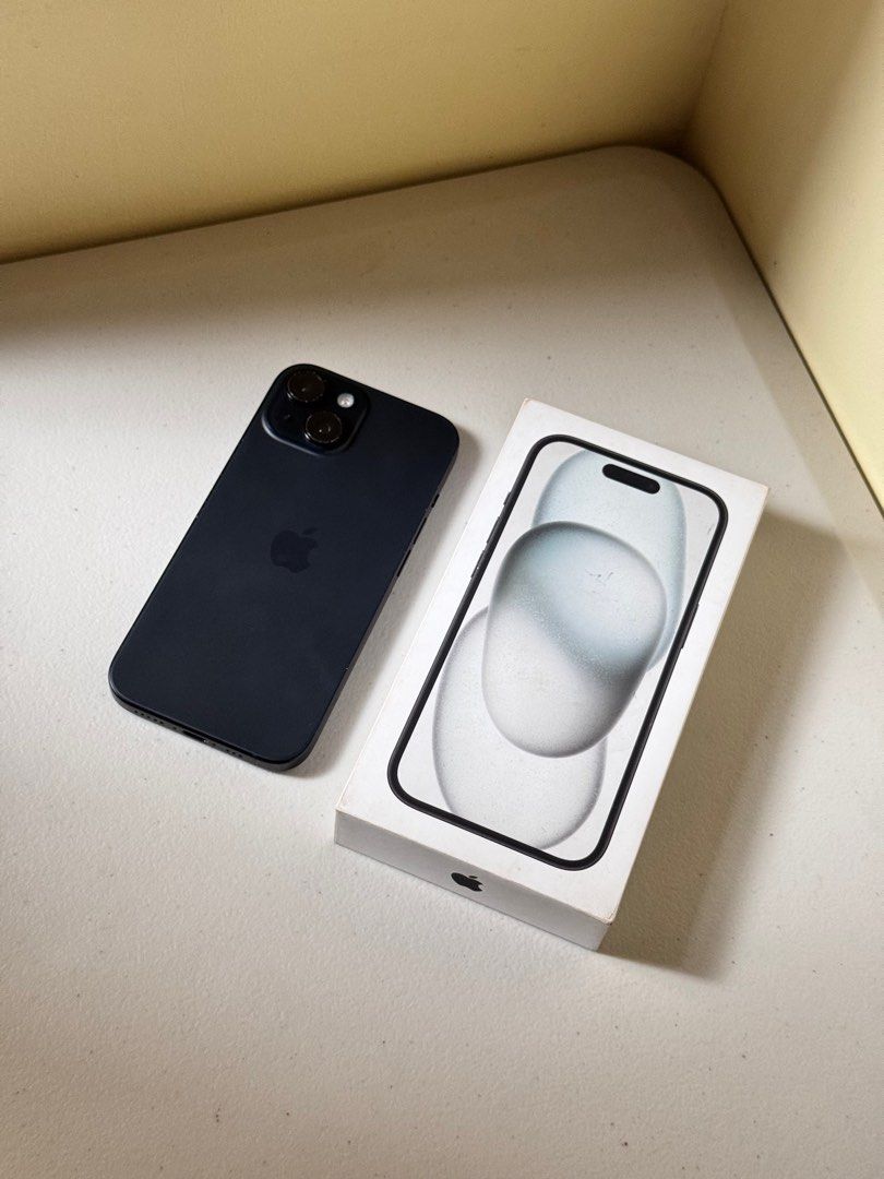 iPhone 15 256GB Black (Category: iPhone 15 Series) located in Marikina City. Submitted by carlcruzzzz14 (Listing ID 1393489429, Image 1). Description: Selling this: iPhone 15 Black 256GB 89% Battery Health No issues Factory Unlocked / NTC Approved Inclusions: Original Box, Original used Cord, installed screen protector case Marikina City ₱33,990.00.