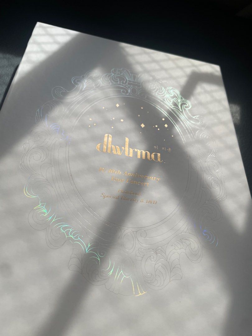 IU 10th Anniversary DVD (Category: CDs & DVDs) located in Quezon City. Submitted by smarty0821 (Listing ID 1393501401, Image 2). Description: Only opened once (just to check the inclusions) Never played the DVDs RFS: need funds MOP: GCash MOD: Any courier (buyer will shoulder).