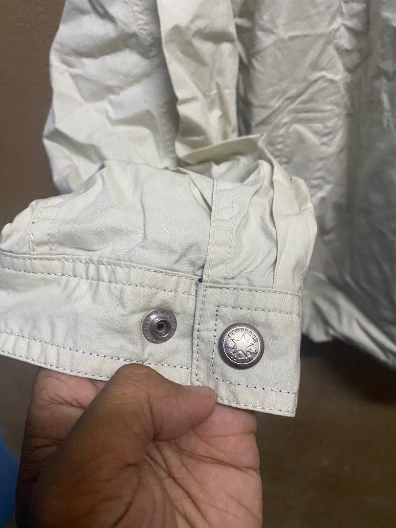 Jacket (Category: Activewear) located in Kuala Kedah. Submitted by thrifftdon (Listing ID 1393612550, Image 3). Description: P24 L25 Condition 9/10.