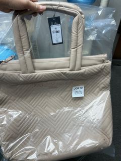 （分類：）位於 。 由 chu3113 提交（商品編號 1393602057，圖片 1）。簡介： 。