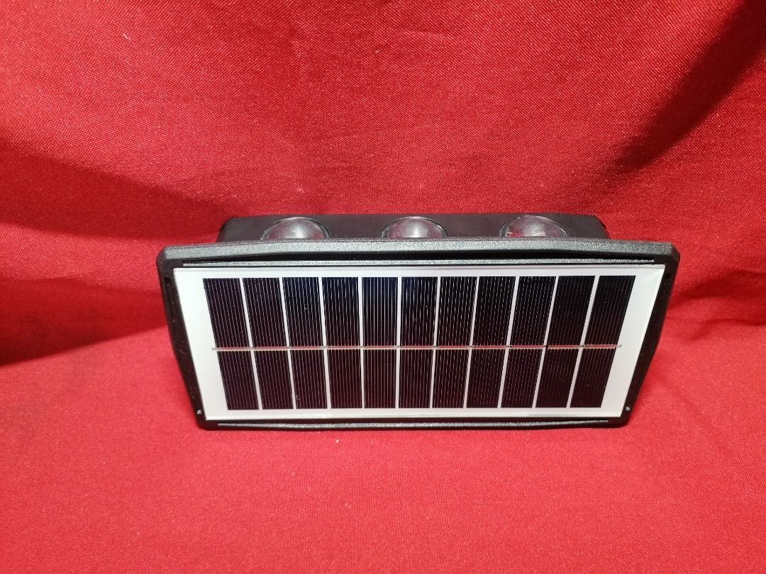 Led solar wall lights (Category: Lighting) located in Quezon City. Submitted by newwhale.f1c027 (Listing ID 1393440164, Image 2). Description: P800 solar led wall lights rgb Brandnew pick up Lagro fairview Q.C. or via delivery lalamove rider po. Delivery fee sagot po ni buyer.. Pwed din kayo ang mag book ng rider..fb page BSAonlinestore .