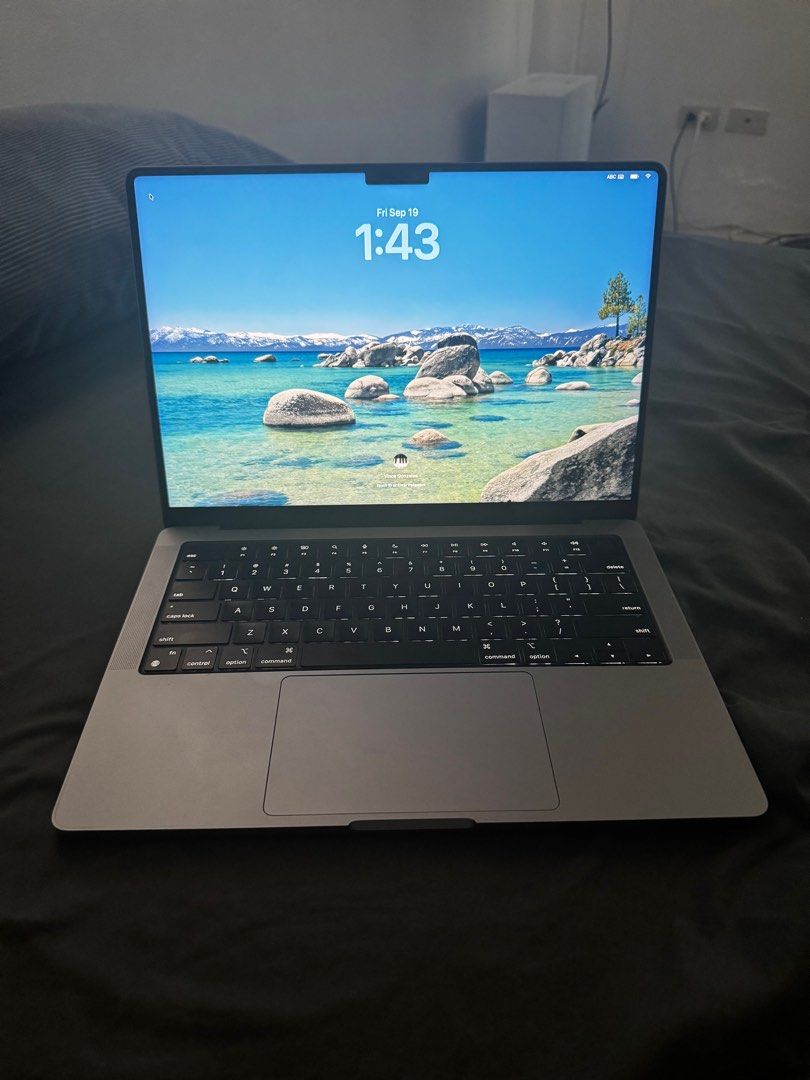 MacBook Pro 14-inch M2 Pro 1TB Space Gray (Category: Laptops & Notebooks) located in Taguig. Submitted by vincegnzls (Listing ID 1393485412, Image 1). Description: Selling my MacBook Pro 14-inch with the powerful M2 Pro chip, in excellent condition. Perfect for professionals, creators, and anyone who wants top performance in a portable package. Specifications: • Model: MacBook Pro 14-inch (2023) • Processor: Apple M2 Pro chip (10-core CPU, 16-cor