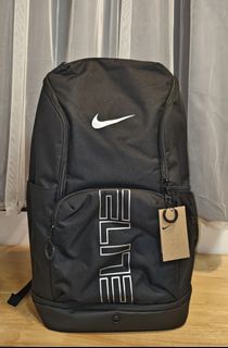 (Category: ) located in . Submitted by sportswear___store (Listing ID 1393573511, Image 1). Description: .