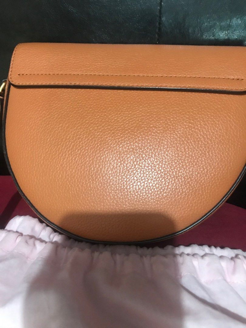 Original Cocinelle Leather Shoulder Bag (Category: Shoulder Bags) located in Cavite. Submitted by ladyrain21 (Listing ID 1393466327, Image 3). Description: Original bought in Europe Small size but spacious inside With tag, dustbag and card Almost new Real calf leather .
