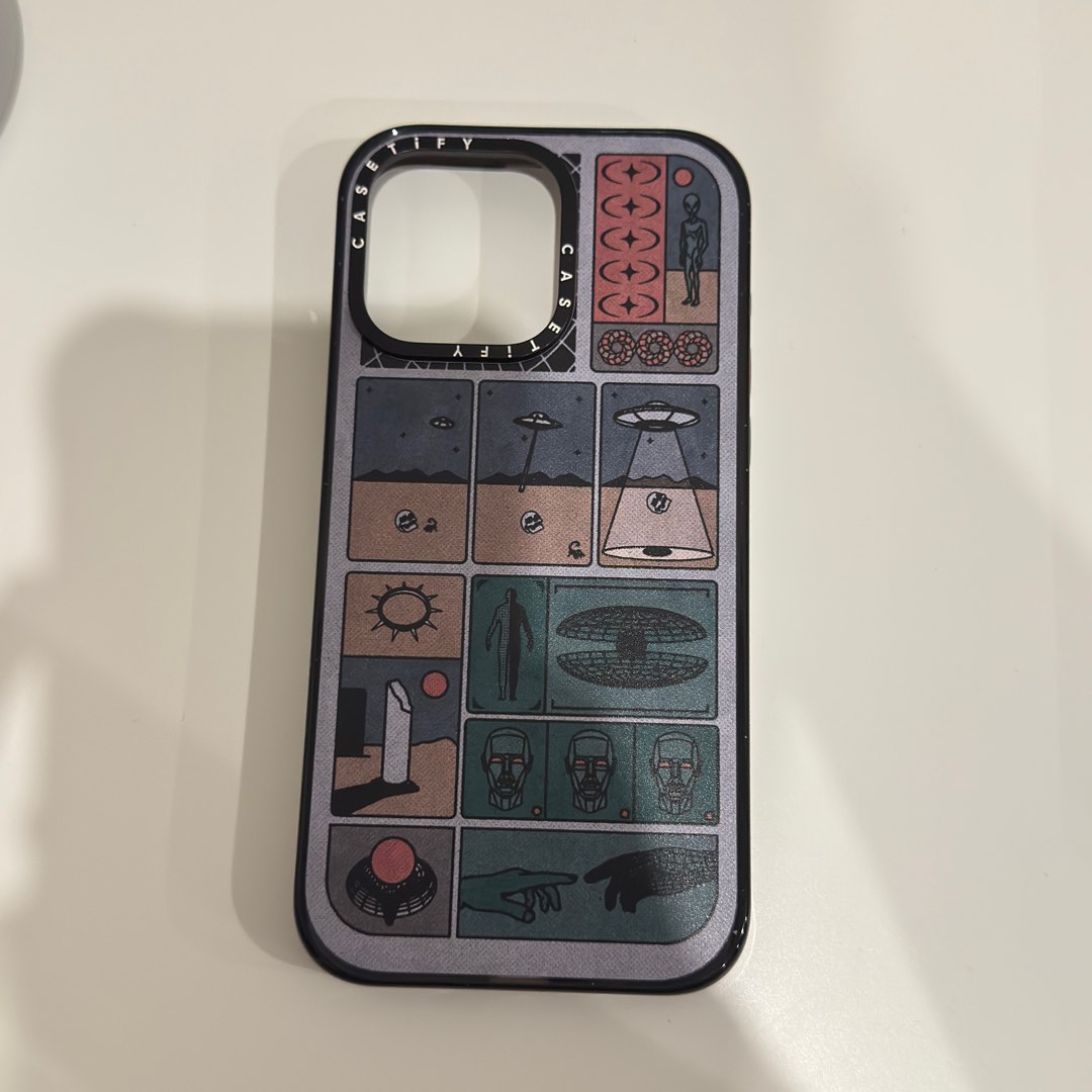 CASETiFY Rajah & Abu Medley iPhone15Case 【公式通販】