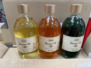 SABON 沐浴油 500ml
🌟A. 玫瑰花茶 Rose Tea 🌟B.芒果奇異果Mango Kiwi 
🌟C. 白茶 White Tea64196296256131110