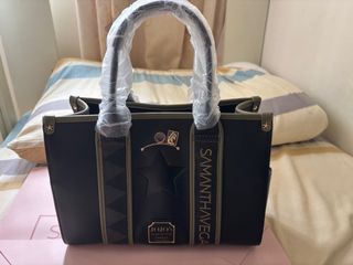 （分類：）位於 。 由 chann22755 提交（商品編號 1393471619，圖片 1）。簡介： 。