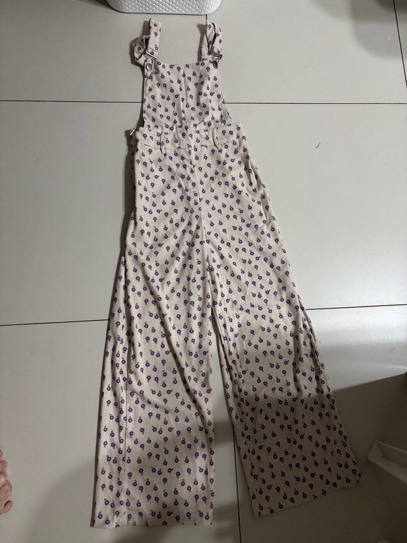 shein purple jumpsuit (Category: Jumpsuits) located in Quezon City. Submitted by blueeeming (Listing ID 1393611297, Image 3). Description: .