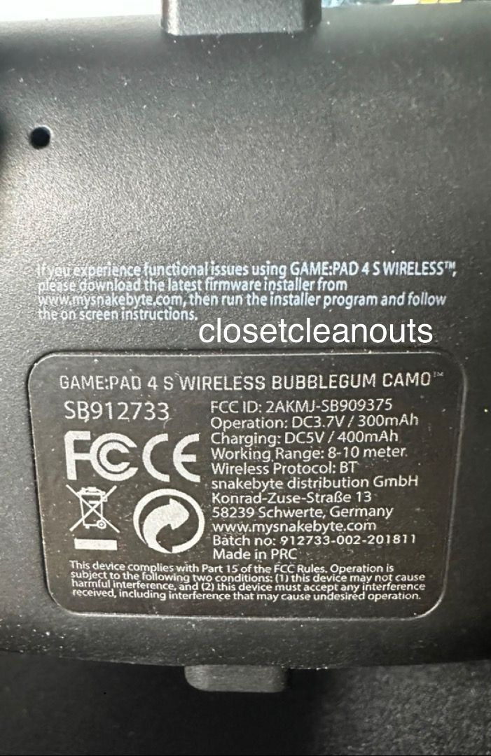 SnakeByte PS4 Wireless GAMEPAD (Category: Controllers) located in Quezon City. Submitted by closetcleanoutsph (Listing ID 1393606634, Image 2). Description: SNAKEBYTE PS4 GAMEPAD 4 S WIRELESS BUBBLEGUM CAMO FOR (PS4/SLIM/PRO) In good working condition. Slight scratches. For Reference: https://ecommerce.datablitz.com.ph/products/snakebyte-ps4-gamepad-4-s-wireless-bubblegum-camo-for-ps4-slim-pro-1 💰MOP: Gcash(Send Money only)/BDO/BPI. 👍 Mine now,