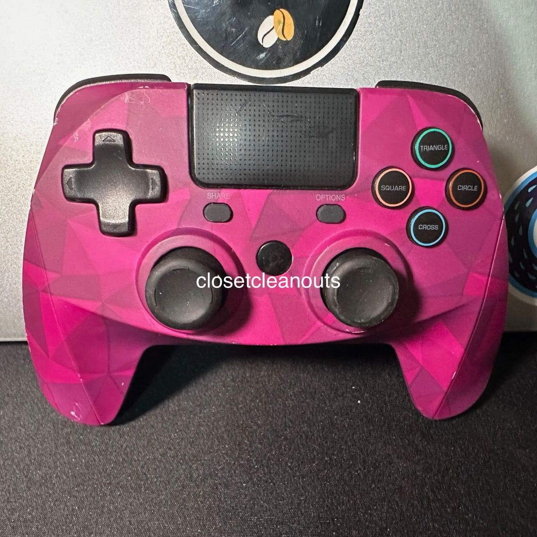 SnakeByte PS4 Wireless GAMEPAD (Category: Controllers) located in Quezon City. Submitted by closetcleanoutsph (Listing ID 1393606634, Image 1). Description: SNAKEBYTE PS4 GAMEPAD 4 S WIRELESS BUBBLEGUM CAMO FOR (PS4/SLIM/PRO) In good working condition. Slight scratches. For Reference: https://ecommerce.datablitz.com.ph/products/snakebyte-ps4-gamepad-4-s-wireless-bubblegum-camo-for-ps4-slim-pro-1 💰MOP: Gcash(Send Money only)/BDO/BPI. 👍 Mine now,