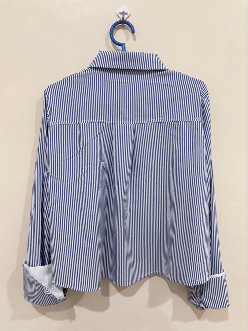Stripe Long Sleeves Polo - Blue & White (Category: Longsleeves) located in Makati City. Submitted by solana36 (Listing ID 1393486375, Image 3). Description: I forgot the brand, cut tag No issue, complete buttons Small to Med - see measurements on the photos Location: East Rembo, Taguig SF c/o buyer.