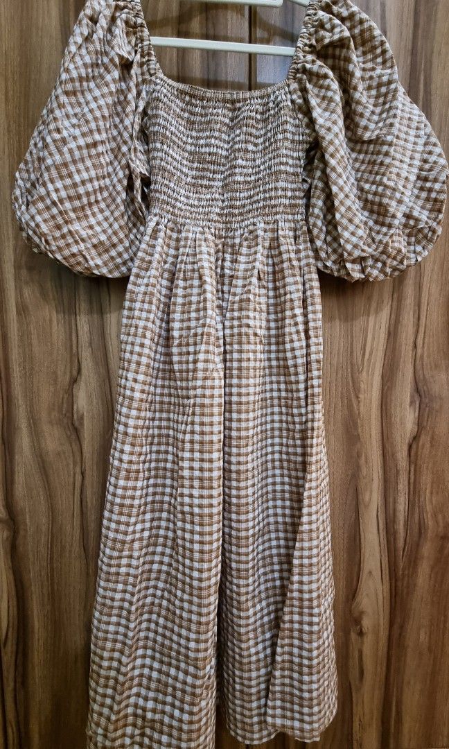 Style Staple - Nestle dress (Brown) (Category: Dresses) located in Cainta. Submitted by rdu_preloved (Listing ID 1393554048, Image 3). Description: - color: brown - worn only twice Shipping to be arranged by buyer..