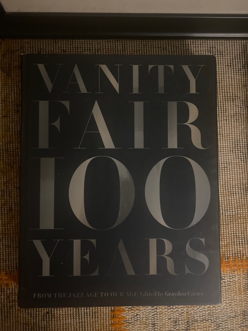 Livre Vanity Fair 100 Years – De L'ère Du Jazz à Nos Jours, Relié, état Correct