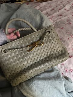 (Category: ) located in . Submitted by myclosetph143 (Listing ID 1390293709, Image 1). Description: .