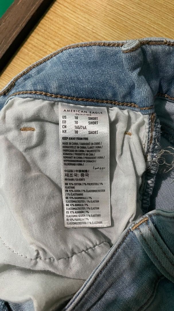 American Eagle Blue Jeans Outfitters (medium) (Category: Jeans) located in Quezon City. Submitted by julsdeclutter (Listing ID 1390397130, Image 3). Description: American Eagle Outfitters | Original American Eagle.