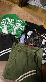 (Category: ) located in . Submitted by lv.saint (Listing ID 1390305440, Image 1). Description: .
