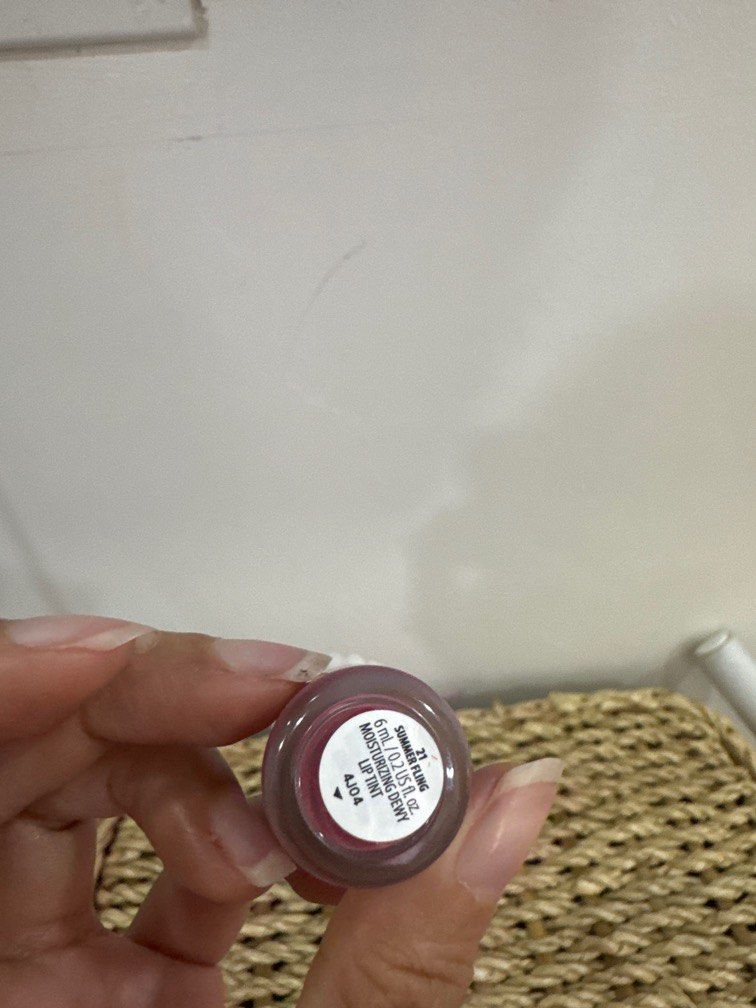 Benefit summer fling tint (Category: Makeup) located in Quezon City. Submitted by destashingmycloset (Listing ID 1390254915, Image 2). Description: .
