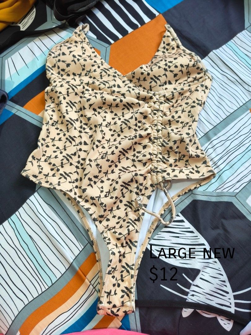 Bikini Set (Category: Bikinis & Swimsuits) located in Singapore. Submitted by dragongirl02 (Listing ID 1379256331, Image 3). Description: mix bikini new and prelove.