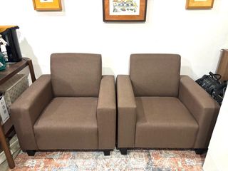 (Category: ) located in . Submitted by cattouseller (Listing ID 1390289375, Image 1). Description: .
