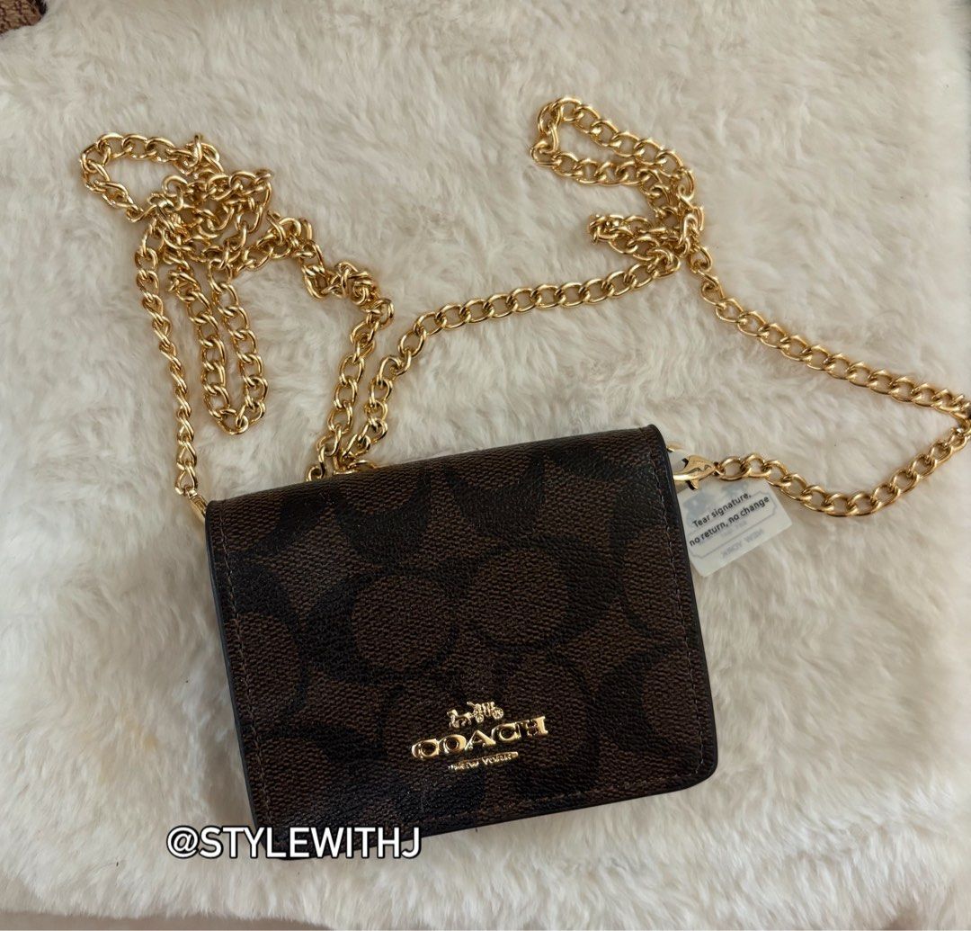 Coach Sling Wallet (Mahogany) (Category: Luxury Bags & Wallets) located in Las Pinas. Submitted by bagsnclothesby.j (Listing ID 1390264564, Image 1). Description: With complete inclusions 🤍 DM for more details 📩.