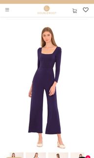 (Category: ) located in . Submitted by angelita_wardrobe (Listing ID 1390369210, Image 1). Description: .