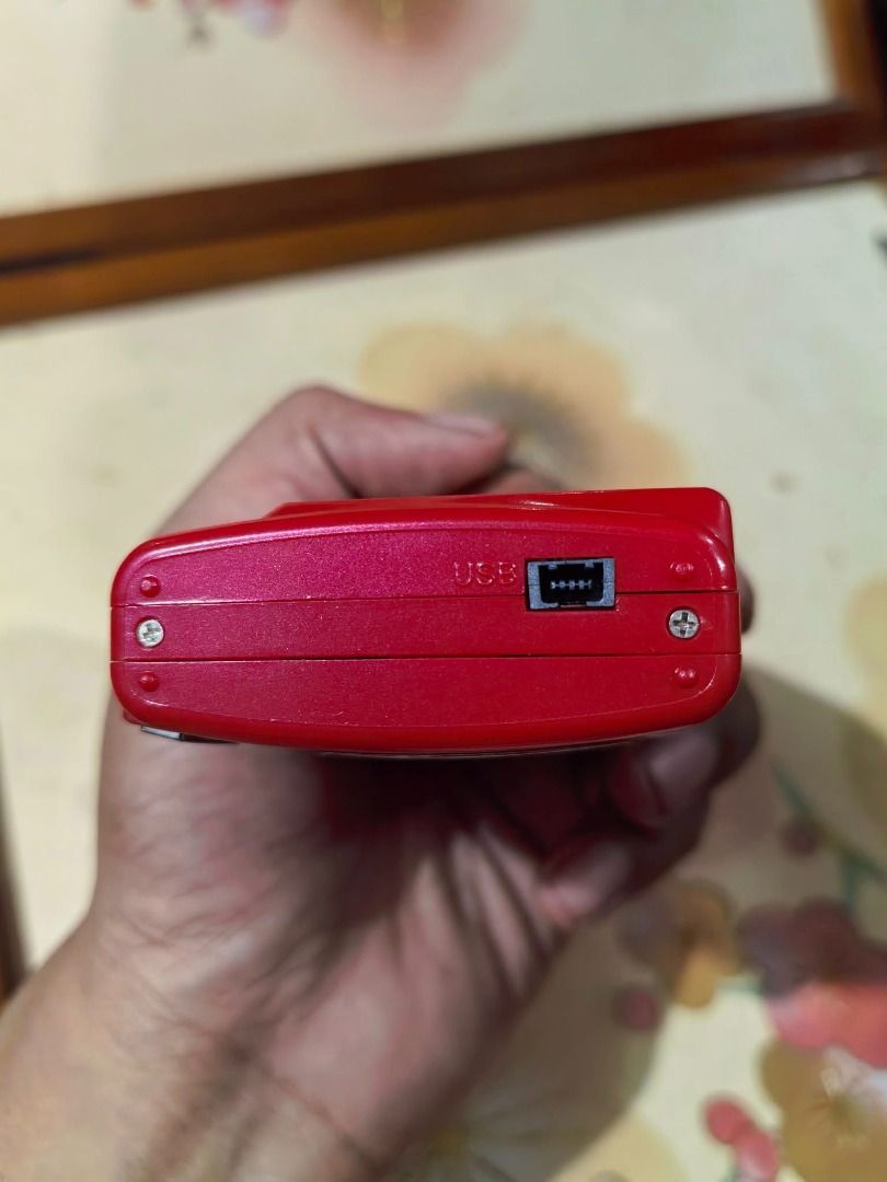DX Digital Camera (Category: Cameras) located in Cebu City. Submitted by dudes_villanueva (Listing ID 1390267901, Image 3). Description: DX Digital Camera Condition: Tested with AAA Battery no response. Sold As is. Light Weight. I don't have a USB cord for this and I don't know where the memory slot is. 📌A compact digital camera. 📌It features a lens marked "9.0" which likely indicates its focal length or a related optical specification. 📌Compa