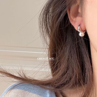 秋冬法式感s925鍍銀貝珠耳環💕日常氣質百搭耳扣耳圈女潮冷淡風 Earrings64196896096515110
