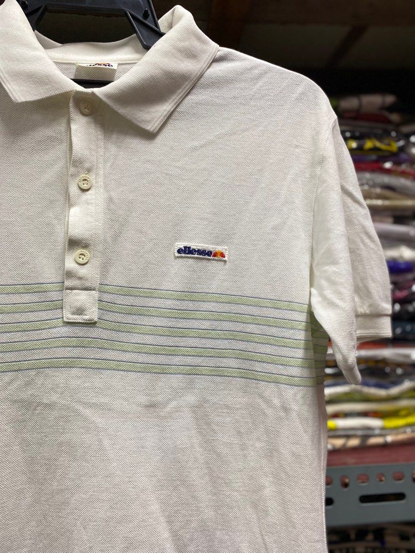 ELLESSE (Category: Tshirts & Polo Shirts) located in Besut. Submitted by aa_onlinestore (Listing ID 1390408608, Image 3). Description: MEASUREMENTS INCH ARMPIT 18 LENGTH 26.5 SHOULDER 17 LENGTH 8 POSTAGE 10 .