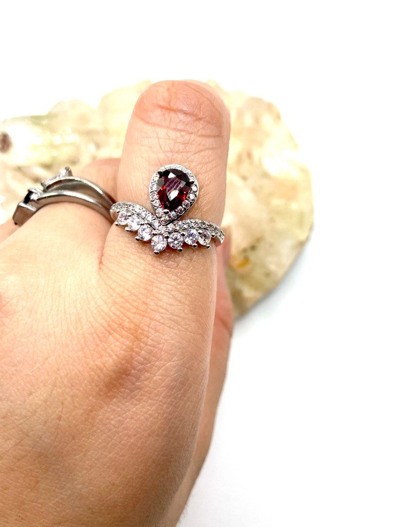 Garnet Ring adjustable (Category: Rings) located in Quezon City. Submitted by soberanozar (Listing ID 1390282913, Image 3). Description: .