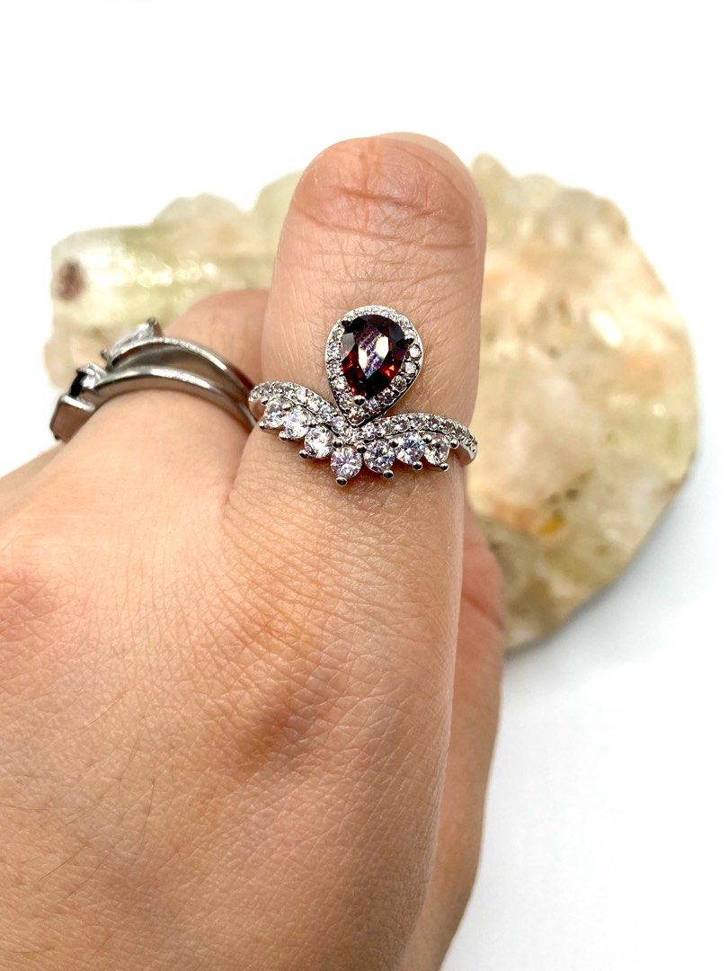 Garnet Ring adjustable (Category: Rings) located in Quezon City. Submitted by soberanozar (Listing ID 1390282913, Image 2). Description: .