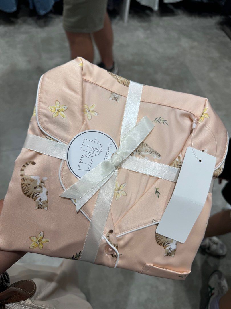 GU PAJAMA SET (Category: Undergarments & Loungewear) located in Dasmarinas. Submitted by preloved_brandedbackup (Listing ID 1390330545, Image 2). Description: ETA 9/5 Small Medium XL.
