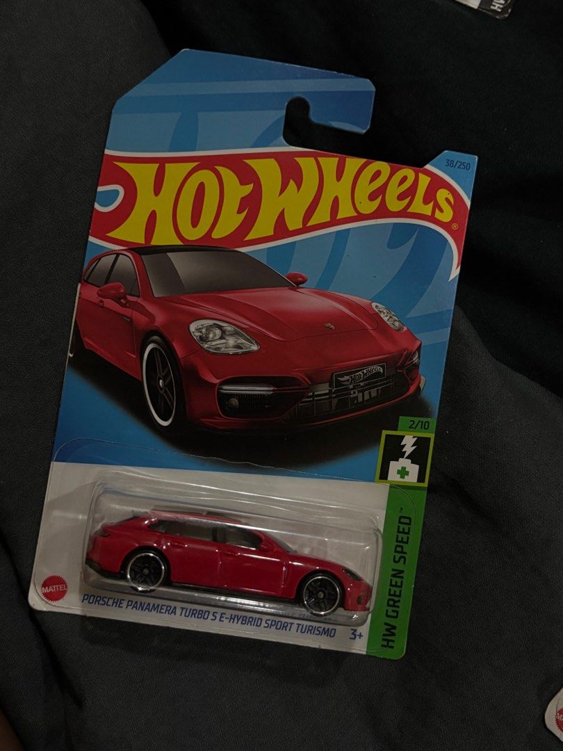 HOTWHEELS BUNDLE (Category: Vehicle & Diecast Models) located in Kuala Lumpur. Submitted by umar2711 (Listing ID 1390361869, Image 3). Description: .