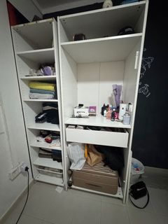 (Category: ) located in . Submitted by moveoutsaleee (Listing ID 1390305421, Image 1). Description: .