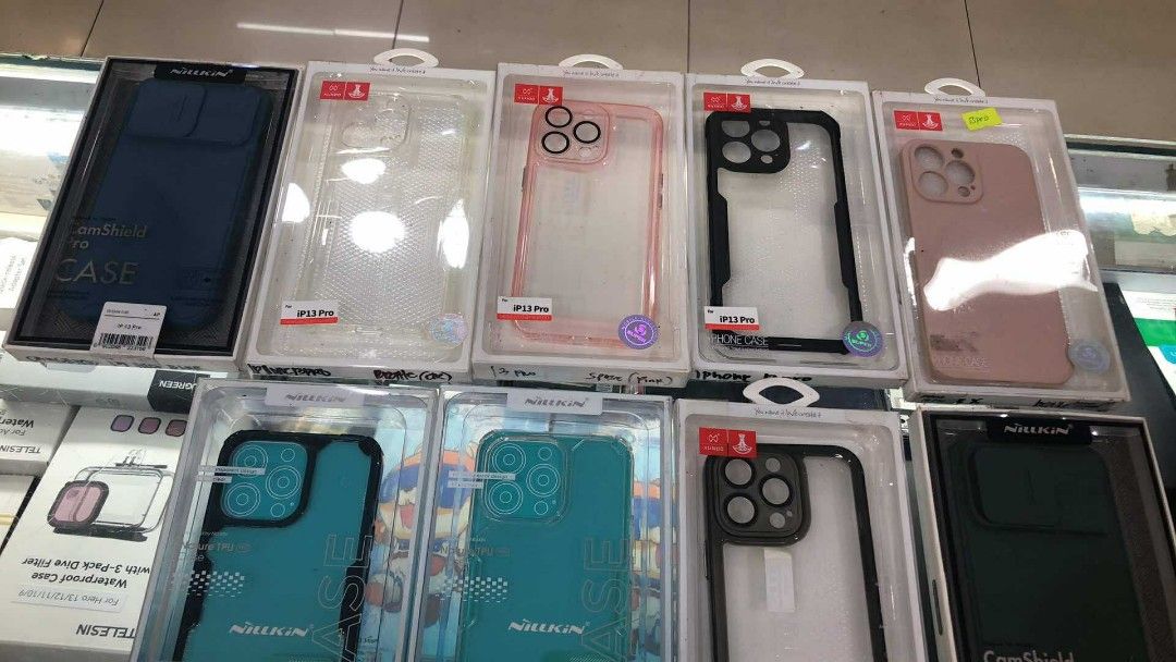 IPHONE 13 PRO CASES (Category: Cases & Sleeves) located in Manila. Submitted by chinggayg.190 (Listing ID 1390291955, Image 3). Description: Price depends on the type of case. other cellphone accessories are available..
