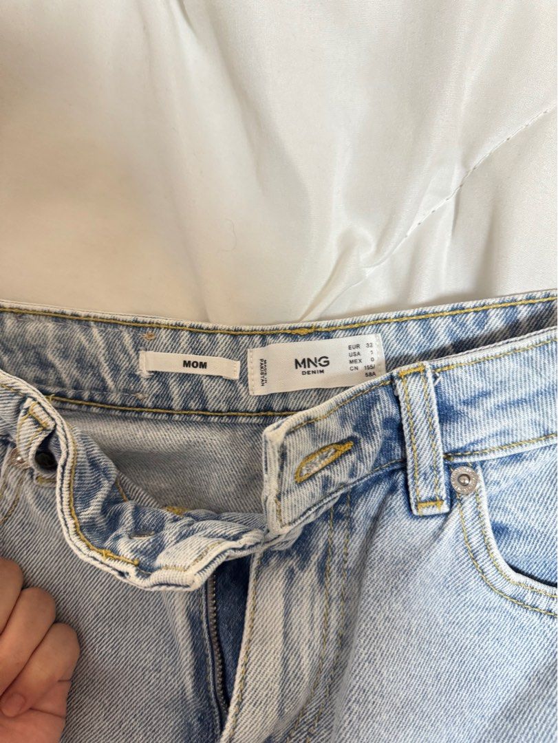 light wash denim mom shorts (Category: Shorts) located in Cainta. Submitted by audieu (Listing ID 1390304127, Image 2). Description: mango denim mom jeans size xs .