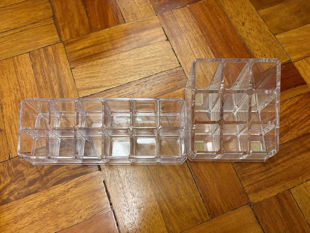 Lipstick organizer (12) (Category: Makeup) located in Quezon City. Submitted by junventory (Listing ID 1390282507, Image 2). Description: .