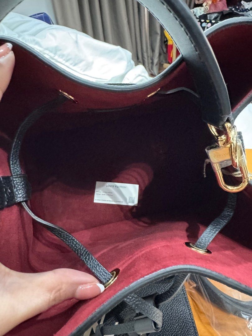 Louis Vuitton Neo Noe MM bicolor (Category: Luxury Bags & Wallets) located in Quezon City. Submitted by legitseller_ra (Listing ID 1390292945, Image 3). Description: Complete inclusions. Brand new. .