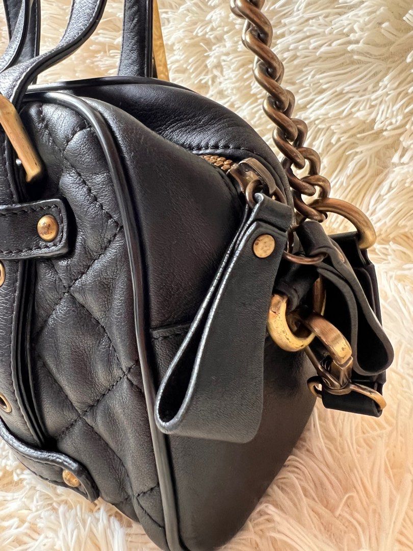MCM (Category: Luxury Bags & Wallets) located in Santo Tomas. Submitted by thriftersoul (Listing ID 1390291591, Image 3). Description: Preloved. With tolerable sign of use. Please manage your expectations. Item is not brand new hence the quality and materials are not perfect..