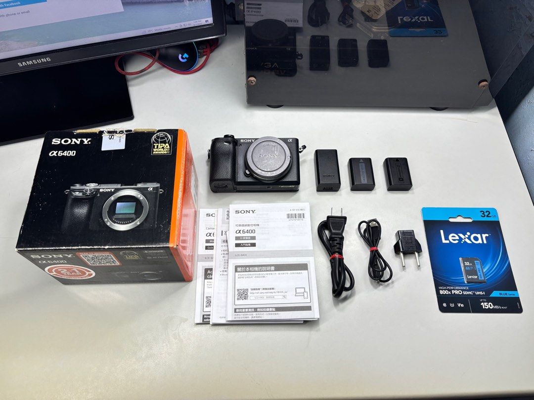 Mirrorless Camera Sony A6400 BODY ONLY (Category: Camera Bags & Carriers) located in Valenzuela. Submitted by alfeopaulramos7490 (Listing ID 1390239358, Image 1). Description: Mirrorless Camera Sony A6400 (BODY ONLY) 24.2 megapixel P33,999 ONLY +sf INCLUSION: * sony a6400 body * original sony battery * backup battery * original sony charger * original sony adapter * original sony cable * original sony charger cable * adapter * brand new sealed le