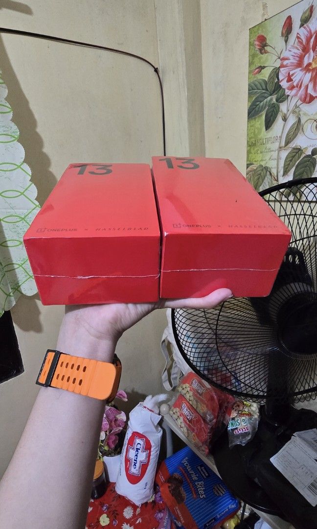 One Plus 13 16gb 512gb Global Variant (Category: OnePlus) located in Quezon City. Submitted by samanthaga21954 (Listing ID 1390370846, Image 3). Description: One Plus 13 16gb 512gb Global Variant Brandnew Sealed with warranty Onhand Stock.