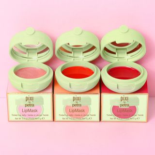 (Category: ) located in . Submitted by makeupunicorn (Listing ID 1390377317, Image 1). Description: .