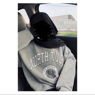 (Category: ) located in . Submitted by 4mbd1x (Listing ID 1390404245, Image 1). Description: .