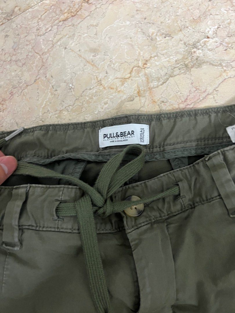 Pull&bear pants (Category: Chinos) located in Subang Jaya. Submitted by hope666 (Listing ID 1390287793, Image 3). Description: Pull&bear pant Size M Rm30 siap pos.