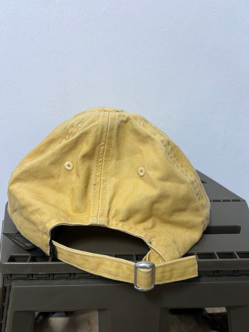 Pull&bear washed cap (Category: Cap & Hats) located in Subang Jaya. Submitted by hope666 (Listing ID 1390289876, Image 2). Description: Pull&bear cap .
