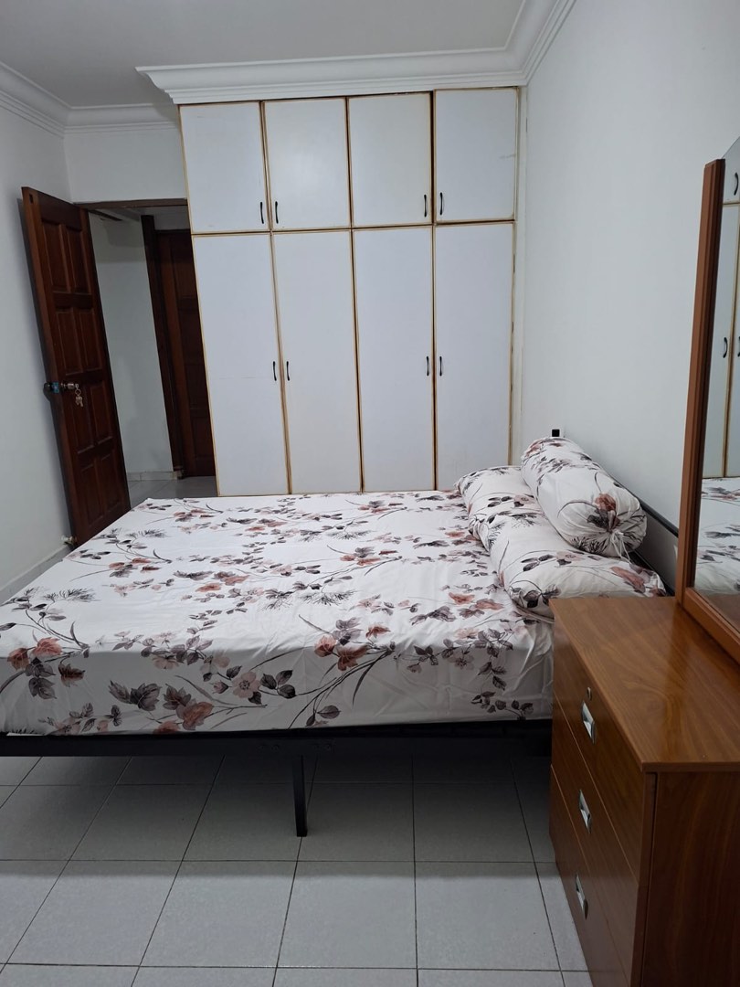 (Category: ) located in . Submitted by hanibunz (Listing ID 1390289957, Image 1). Description: .