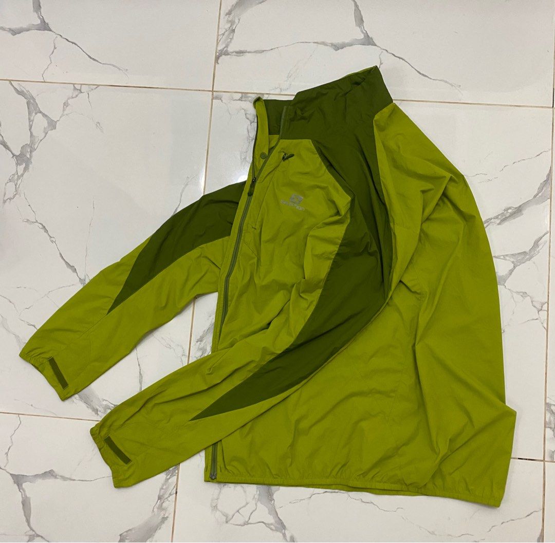 SALOMON (Category: Activewear) located in Cebu City. Submitted by thriftpherskzai (Listing ID 1390325718, Image 3). Description: SALOMON LIGHWEIGHT RUNNING/OUDOOT JACKET w/ CHEST ZIP POCKET SIZE L FIT XL 22.5W x 28front 29back EXCELLENT NEEDS WASH SEE DETAILS .